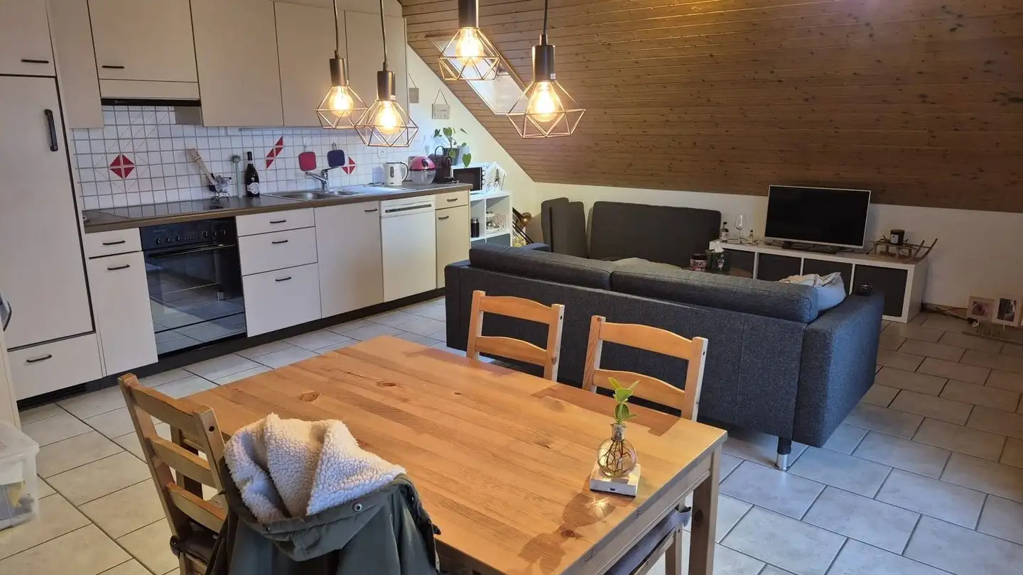 Attique à louer - Dorfstrasse 147, 3437 Rüderswil