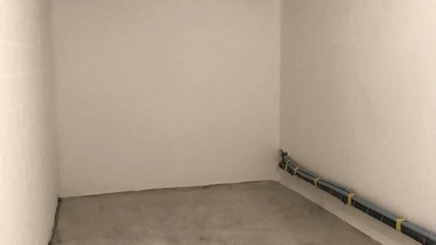 Workshop for rent - Pilatusstrasse 24, 5610 Wohlen AG