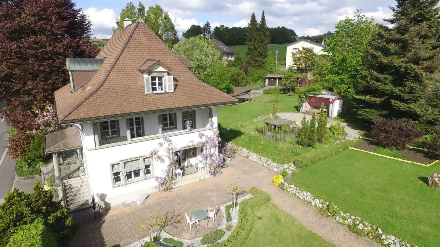 Einfamilienhaus mieten - Bahnhofstrasse, 3507 Biglen - Foto 2