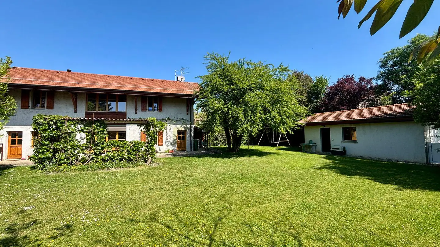 Single house for rent - 1233 Bernex