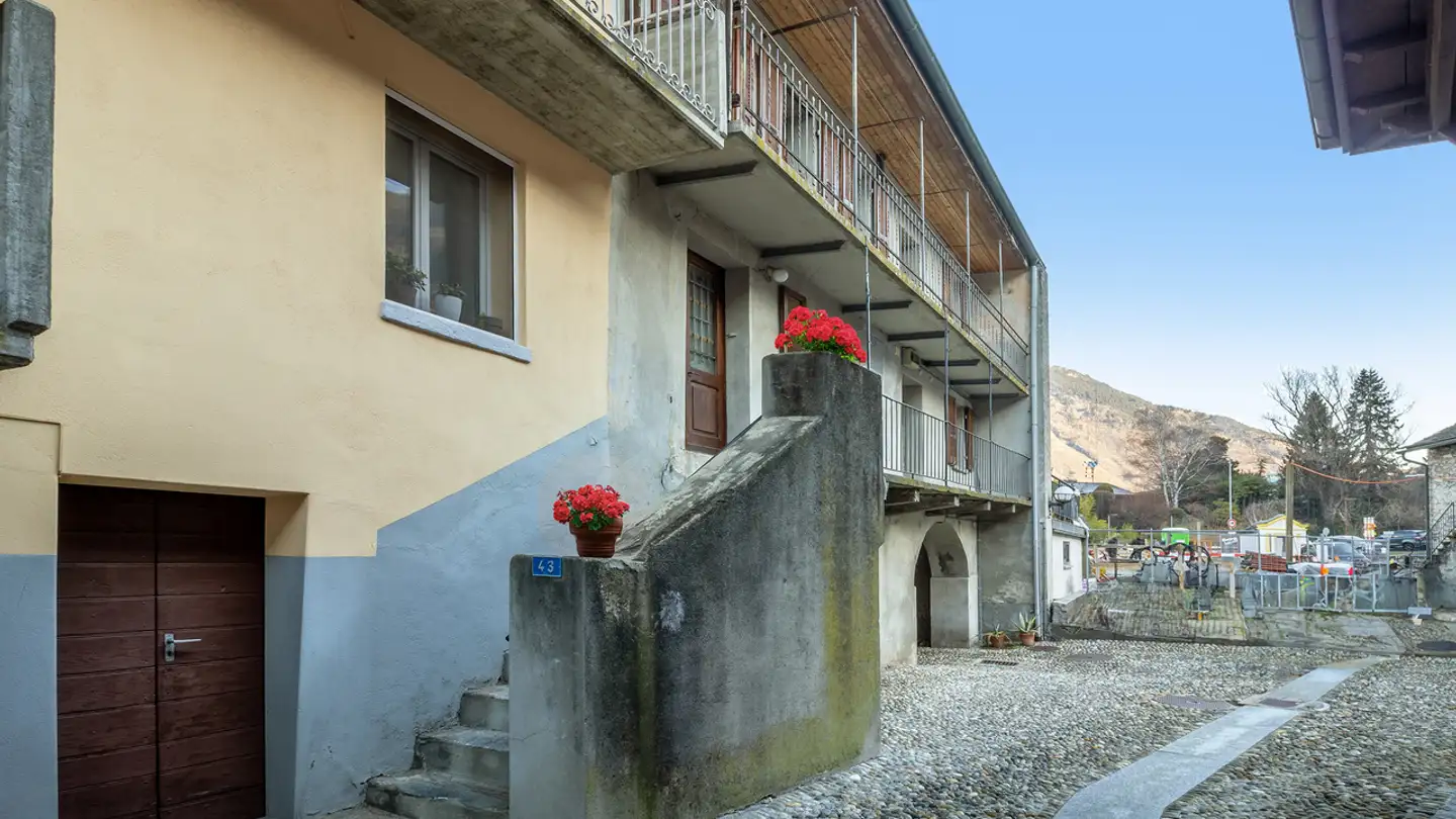 Casa singola in vendita - 6517 Arbedo - Photo 2