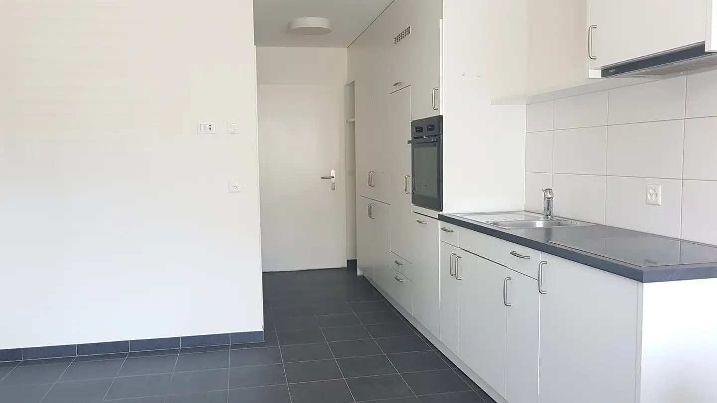 Studio à louer - Avenue Maurice-Troillet 111, 1950 Sion - Photo 2