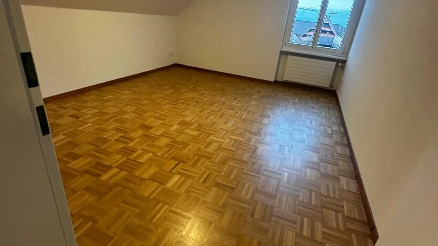 Attic flat for rent - Zentralstrasse 19b, 5623 Boswil - Photo 2