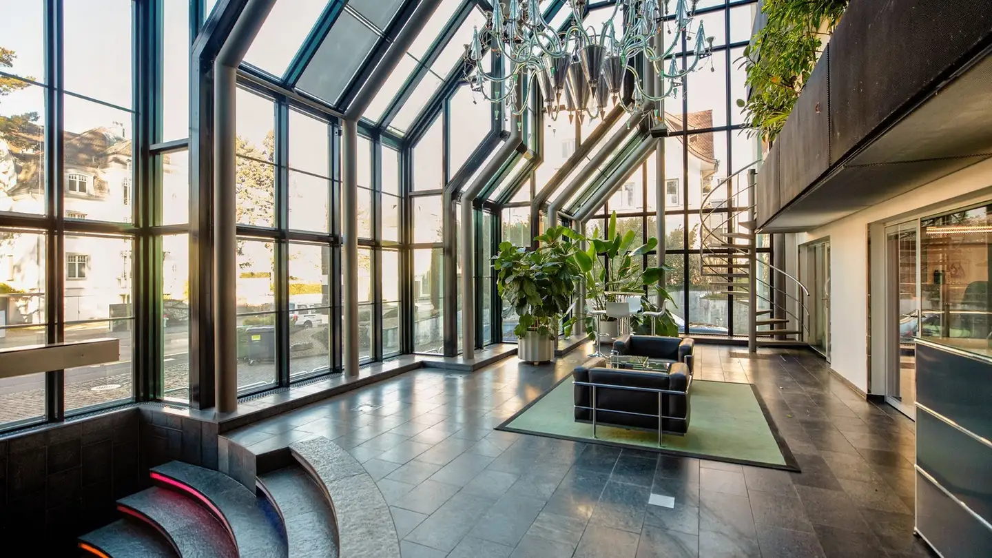 Office space for rent - Seestrasse 25, 8702 Zollikon