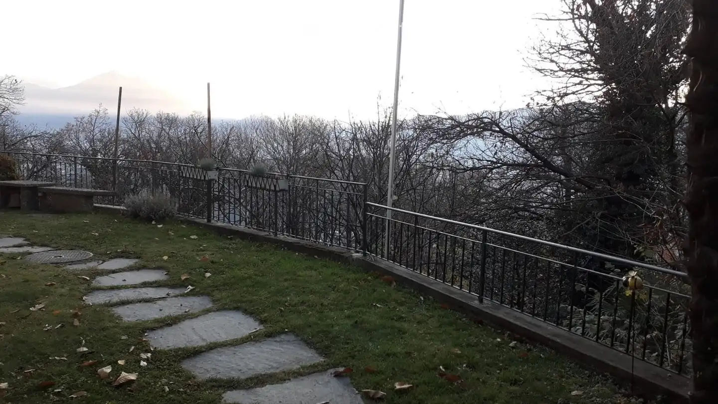 Appartement à louer - Via Cimo, 6992 Cimo - Photo 2