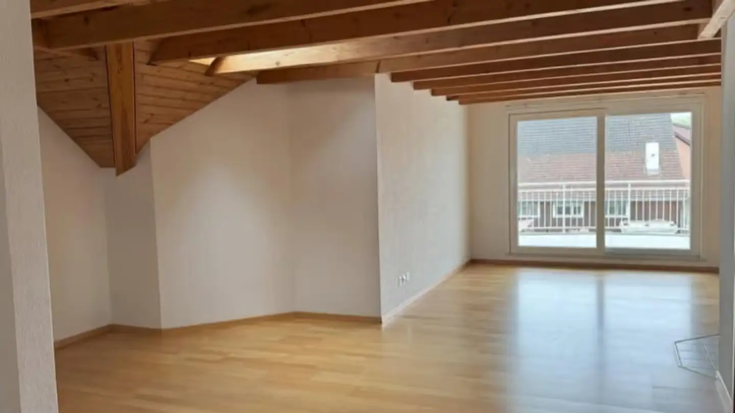 Attic flat for rent - Weieren 31a, 9523 Züberwangen - Photo 2