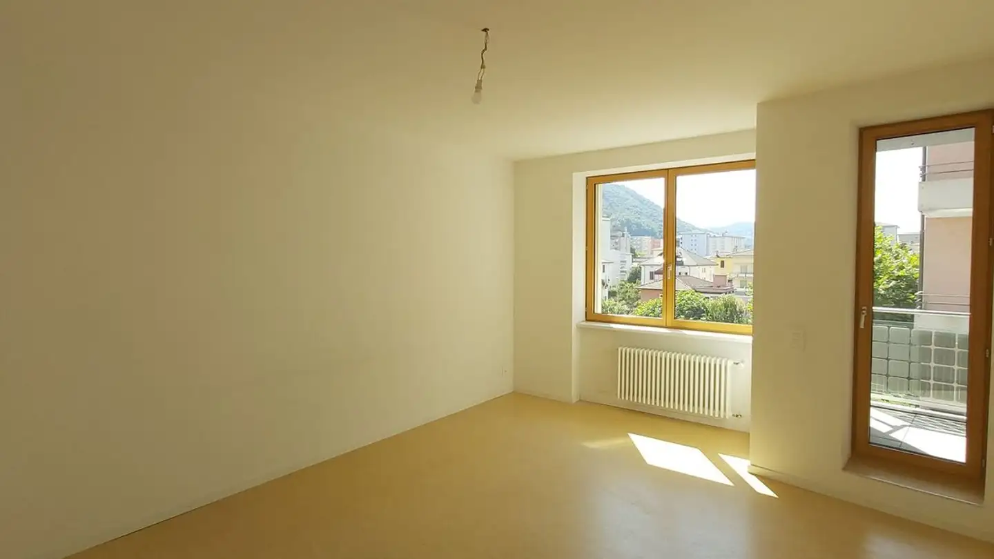 Apartment for rent - Via Ai Crotti 1, 6830 Chiasso - Photo 3