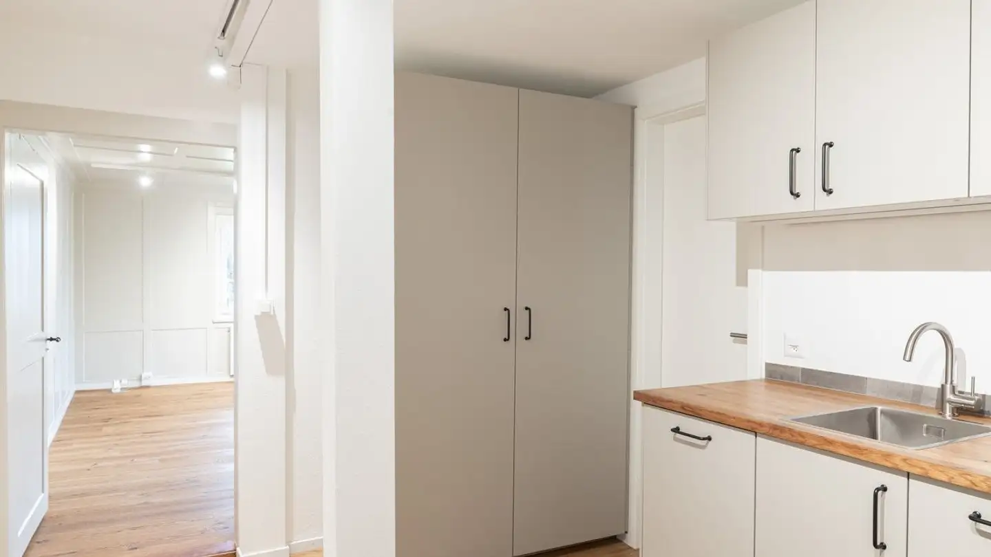 Studio mieten - Untere Bahnhofstrasse 1, 8340 Hinwil - Foto 2
