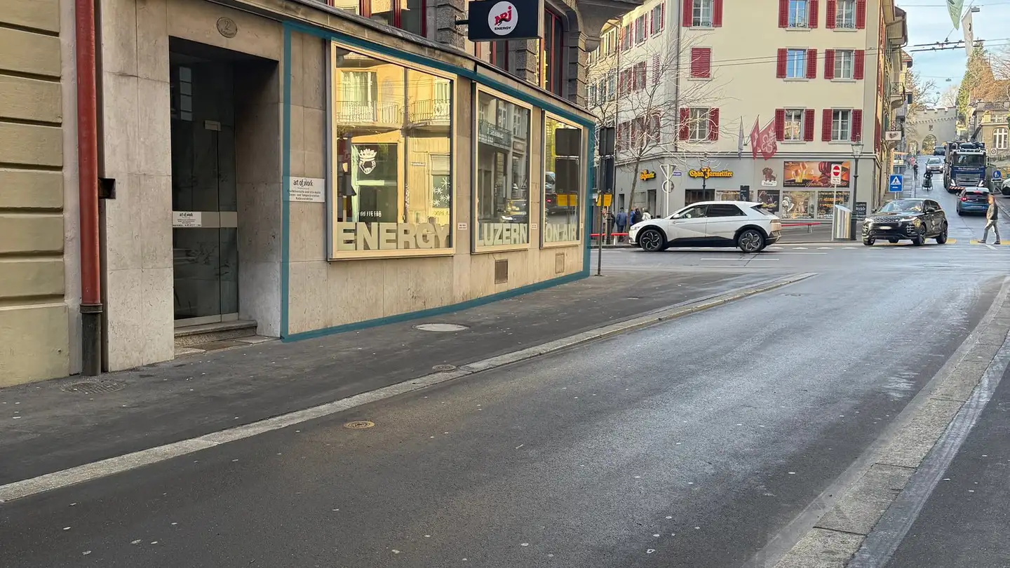 Magasin à louer - Hofstrasse 2, 6004 Luzern