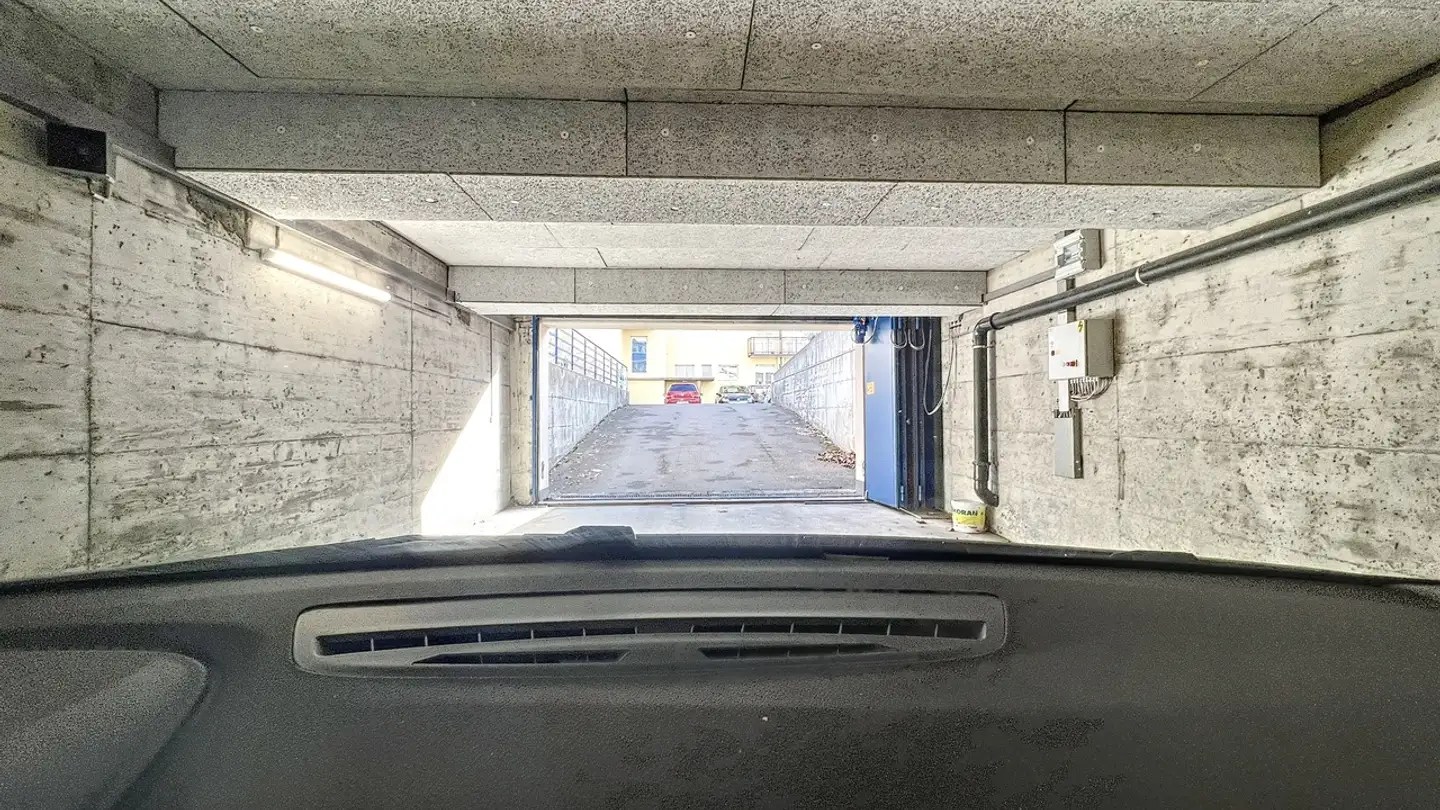 Place de parking couverte à louer - Avenue Beauregard 10, 1700 Fribourg - Photo 3