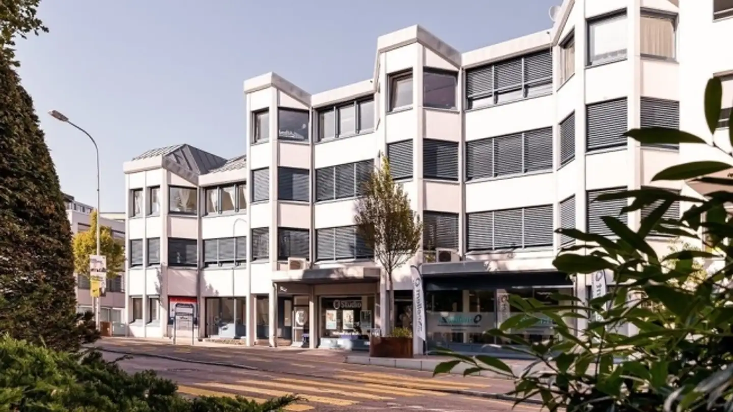 Outdoor parking space for rent - Bahnhofstrasse, 5600 Lenzburg