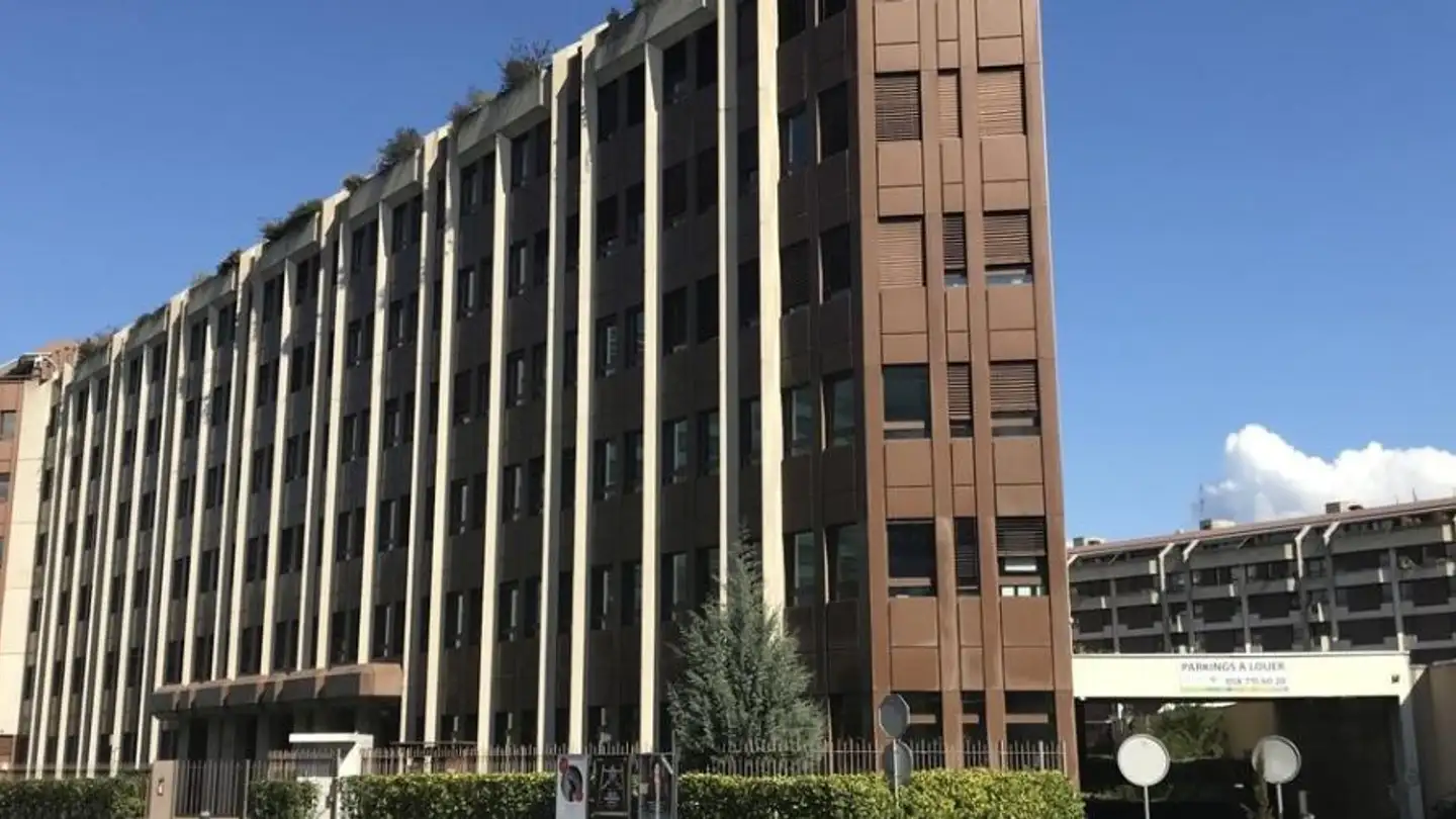 Place de parking souterraine à louer - Rue Antoine- Carteret 5, 1202 Genève