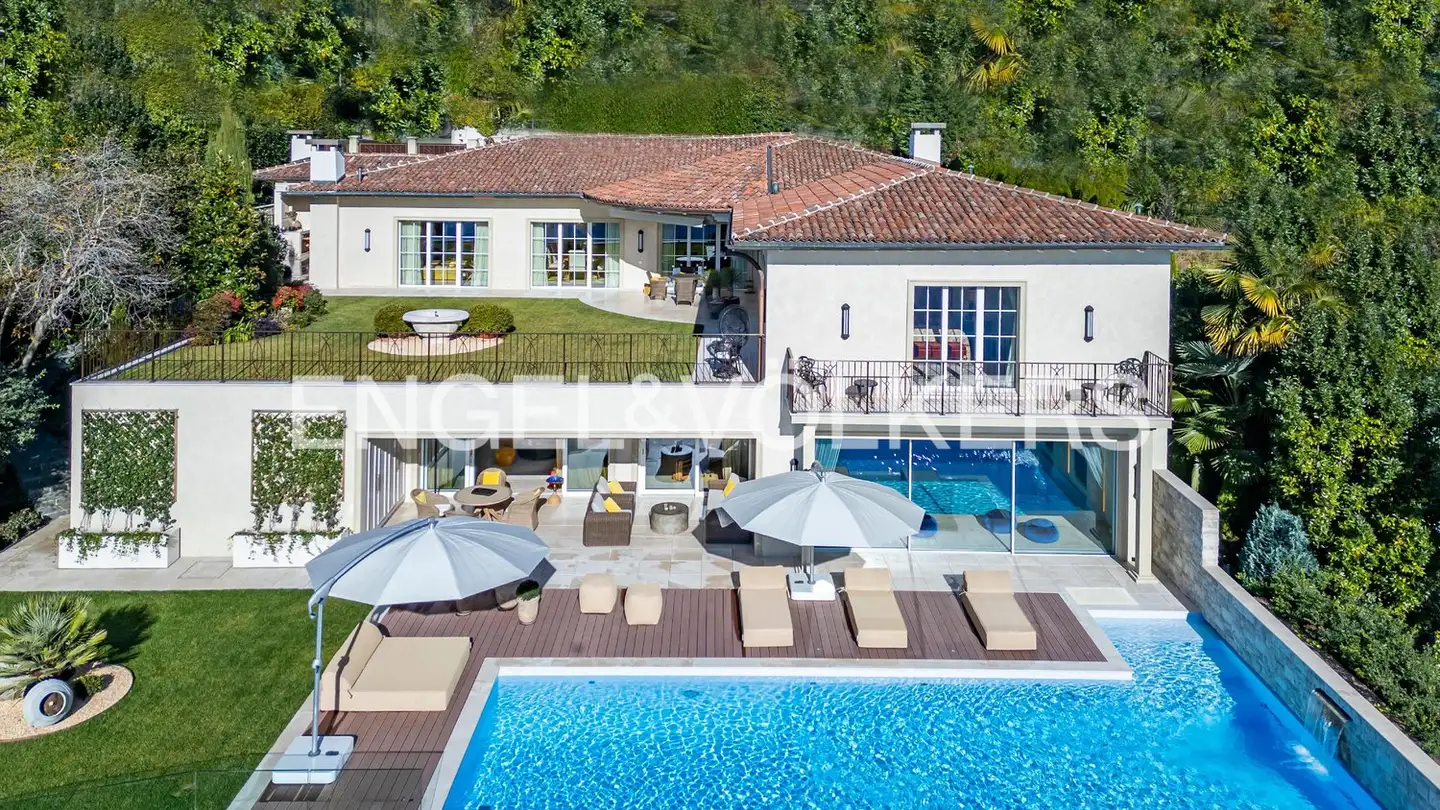 Villa for sale - 6645 Brione sopra Minusio