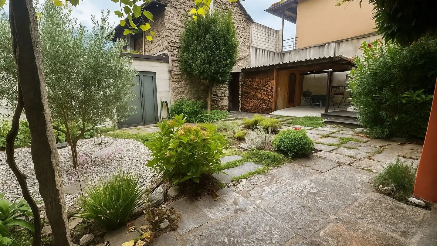 Single house for sale - 6513 Monte Carasso