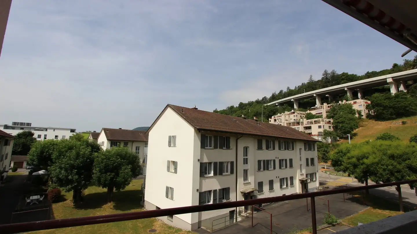 Wohnung mieten - Rue Henri-Dunant / Henri-Dunant-Strasse 2, 2504 Biel/Bienne - Foto 3