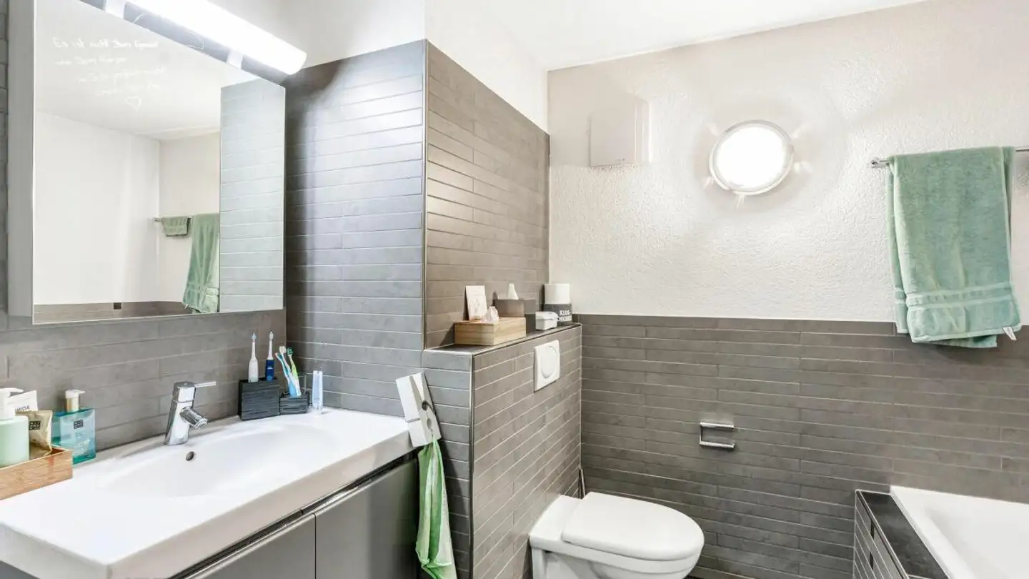 Wohnung mieten - Risisbergstrasse 2, 8738 Uetliburg SG - Foto 3