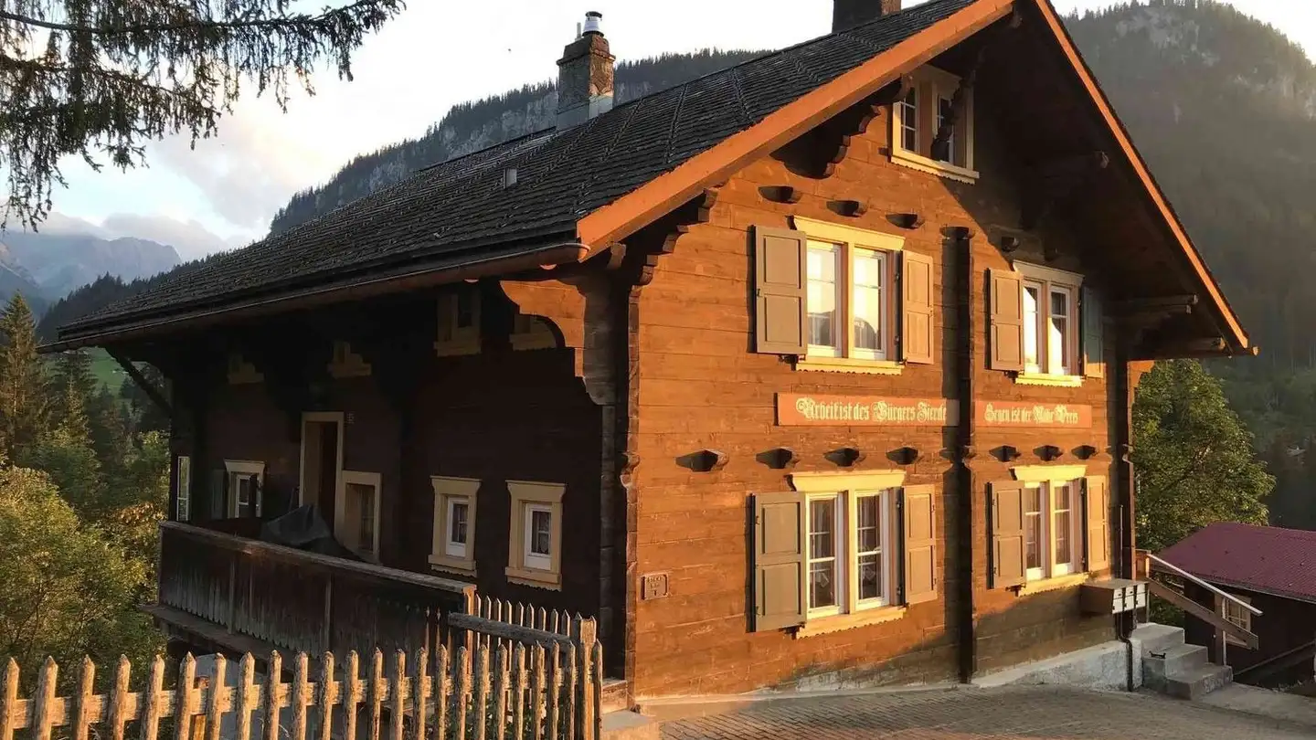 Apartment for rent - Bahnhofstrasse 41, 7057 Langwies