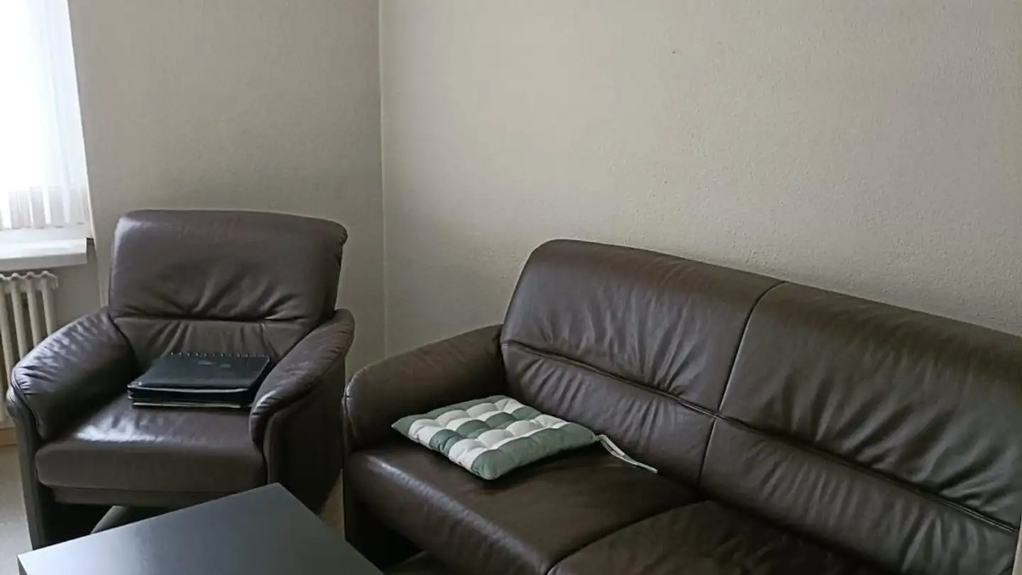 Wohnung mieten - Schmiedenstrasse 15, 8840 Einsiedeln - Foto 2