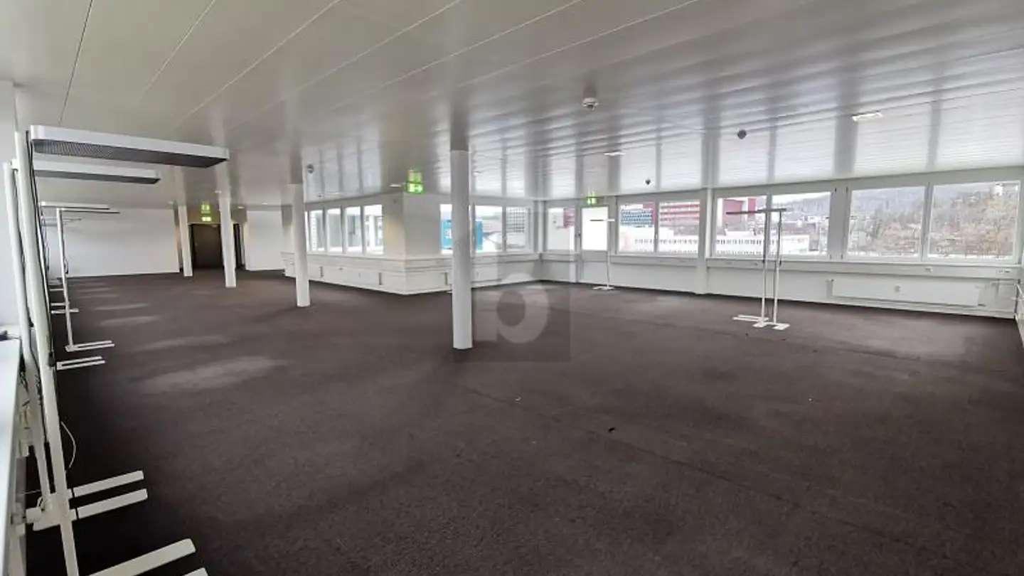 Office space for rent - 4133 Pratteln