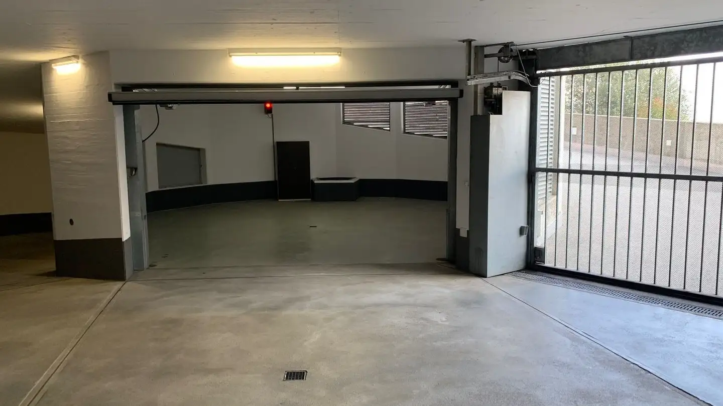 Single garage for rent - Via Clemente Maraini 13, 6900 Lugano