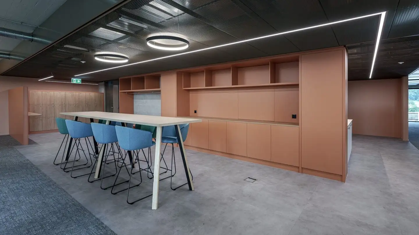 Spazio ufficio in affitto - Zürichstrasse 98, 8600 Dübendorf - Photo 2