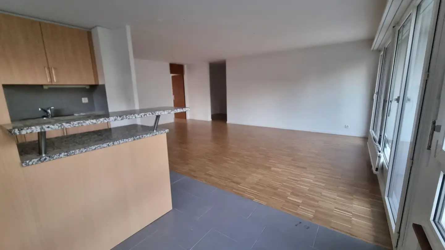 Appartamento in affitto - Rue Du Perrelet 7, 2074 Marin-Epagnier - Foto 4