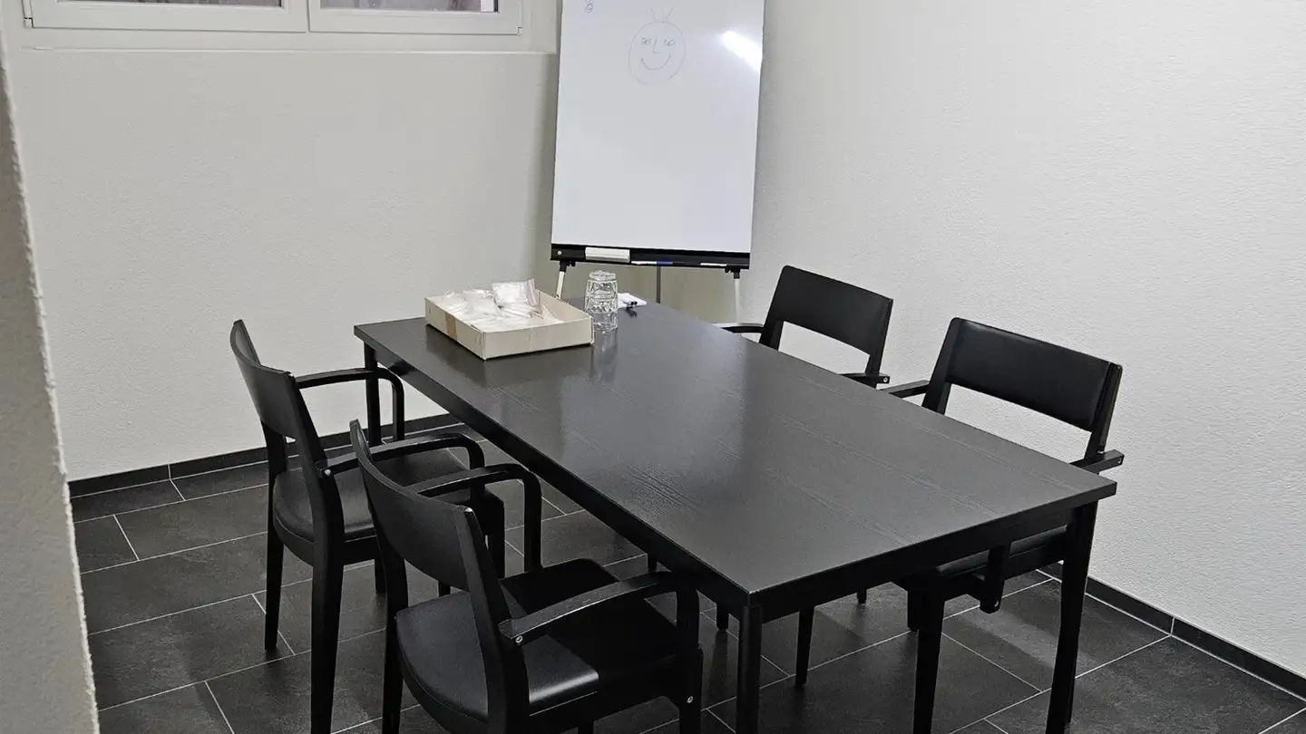 Commerciale in affitto - Floraweg 1a, 5737 Menziken - Photo 2