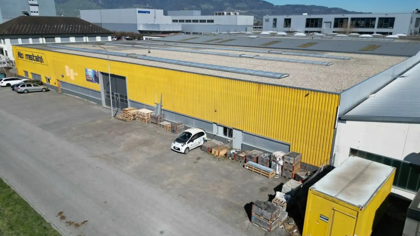 Gewerbe mieten - Gewerbestrasse 12, 9462 Montlingen