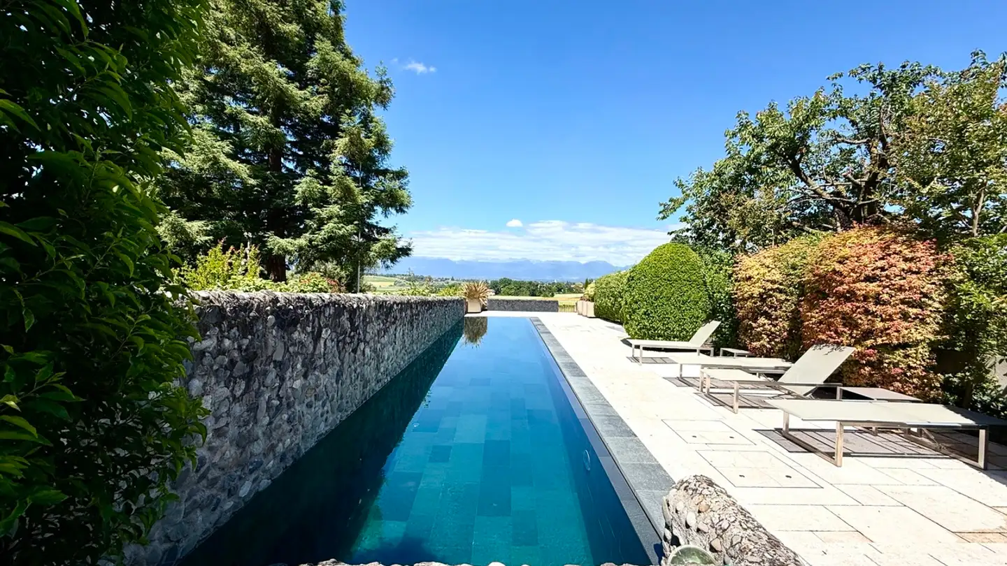 Cave house for sale - 1254 Jussy