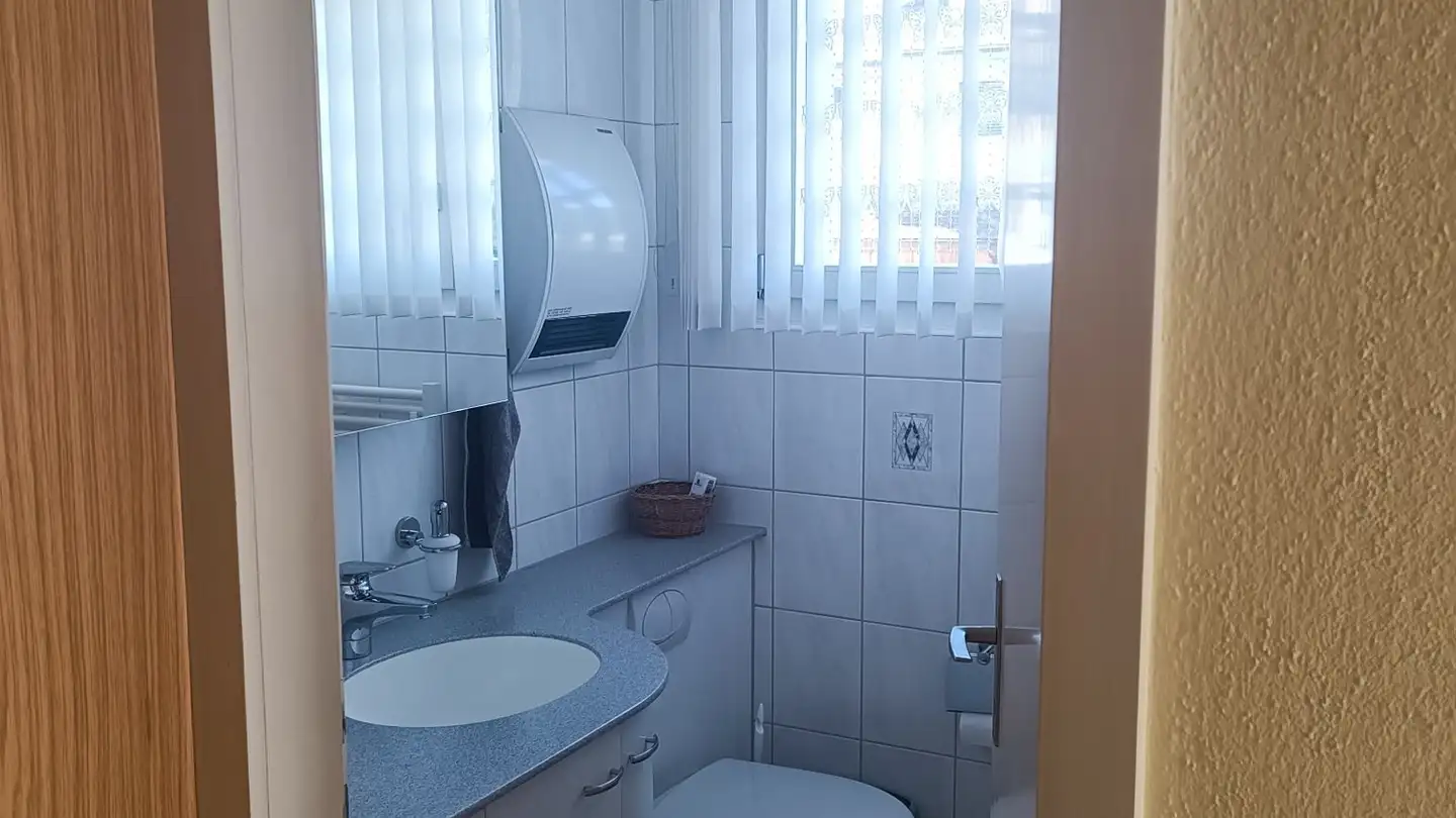 Single house for rent - Alte Aarburgerstrasse, 4852 Rothrist - Photo 3