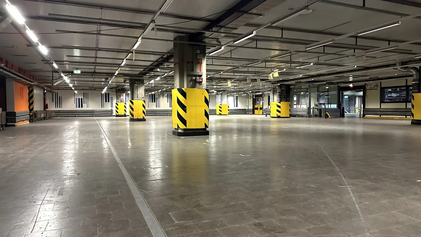 Commercial à louer - Gartenstrasse 143, 4052 Basel