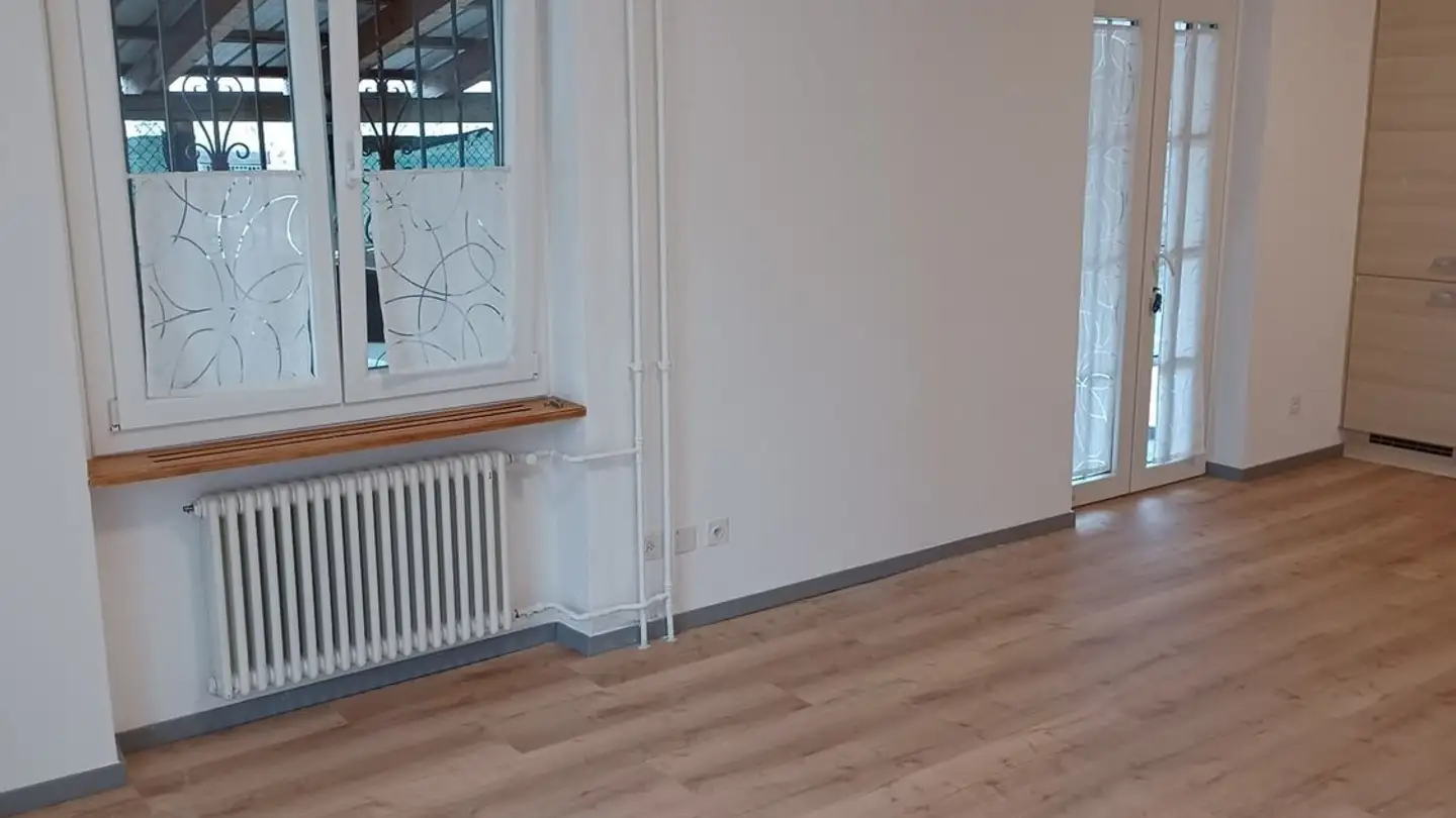 Appartement à louer - 6810 Isone