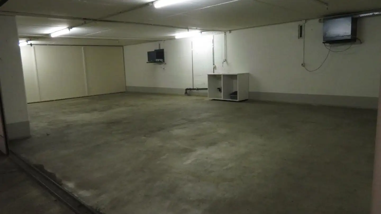 Underground parking space for rent - Bienenstrasse 5, 8004 Zürich