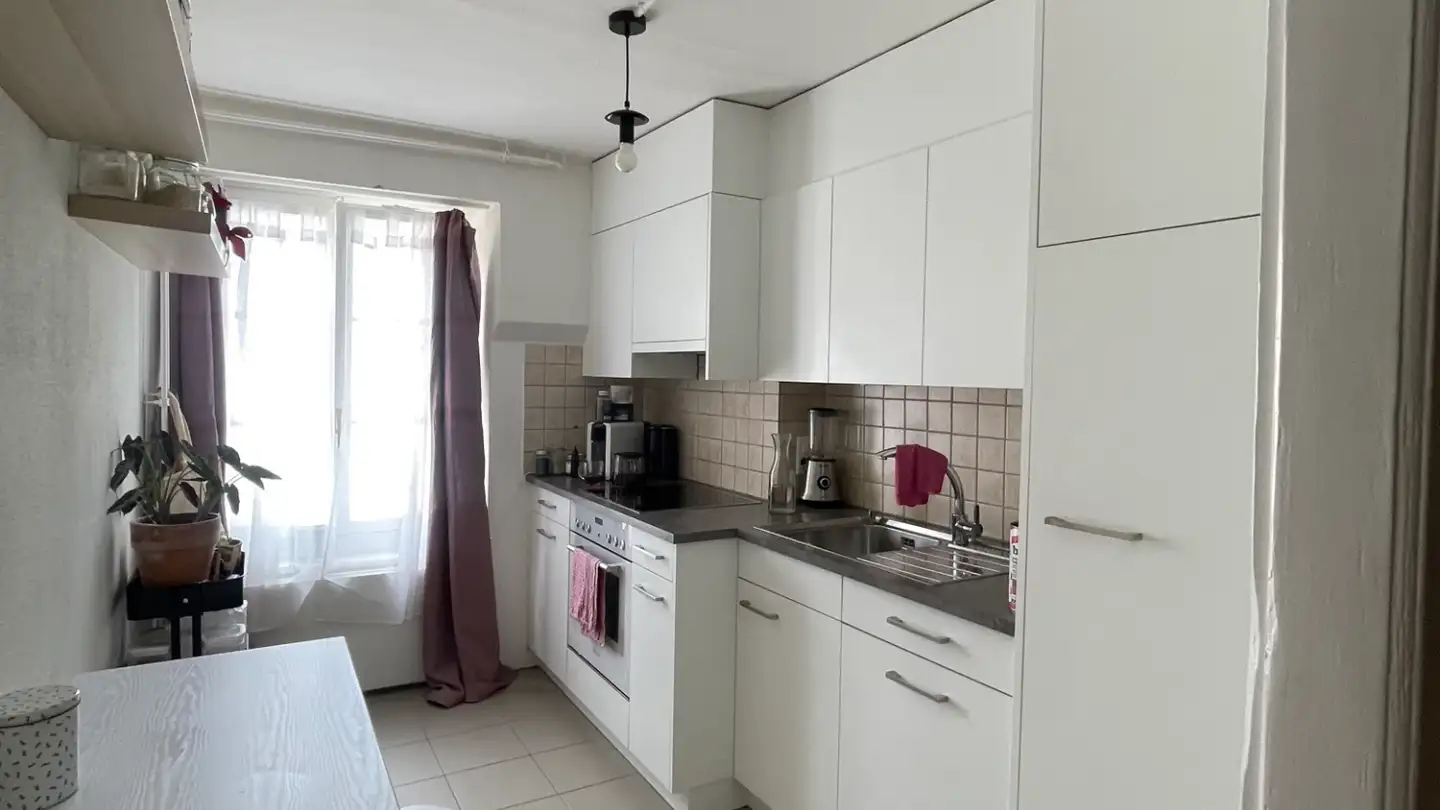 Apartment for rent - 7403 Rhäzüns