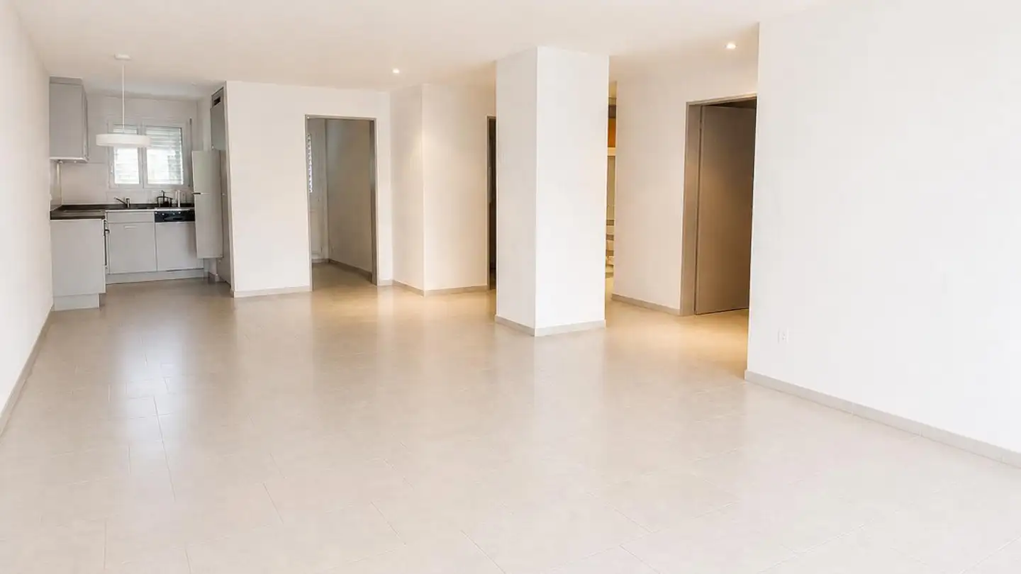 Appartamento in affitto - Gassa Sutò 3, 7013 Domat/Ems