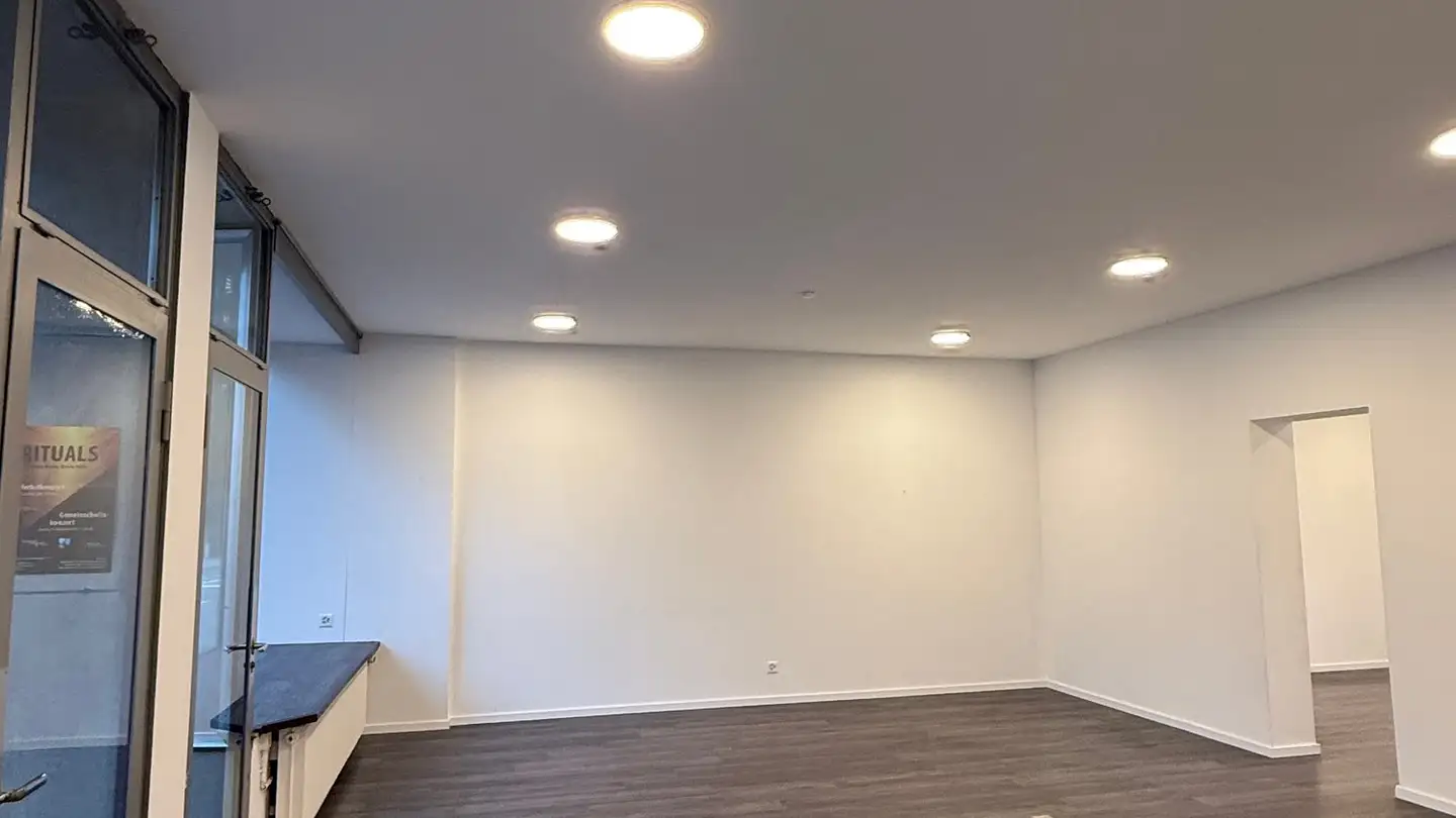 Shop for rent - Luzernerstrasse 24a, 6010 Kriens - Photo 4