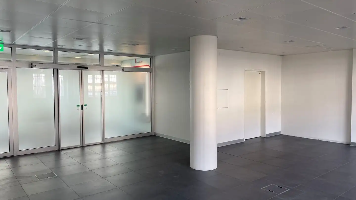 Magasin à louer - Furkastrasse 21, 3904 Naters