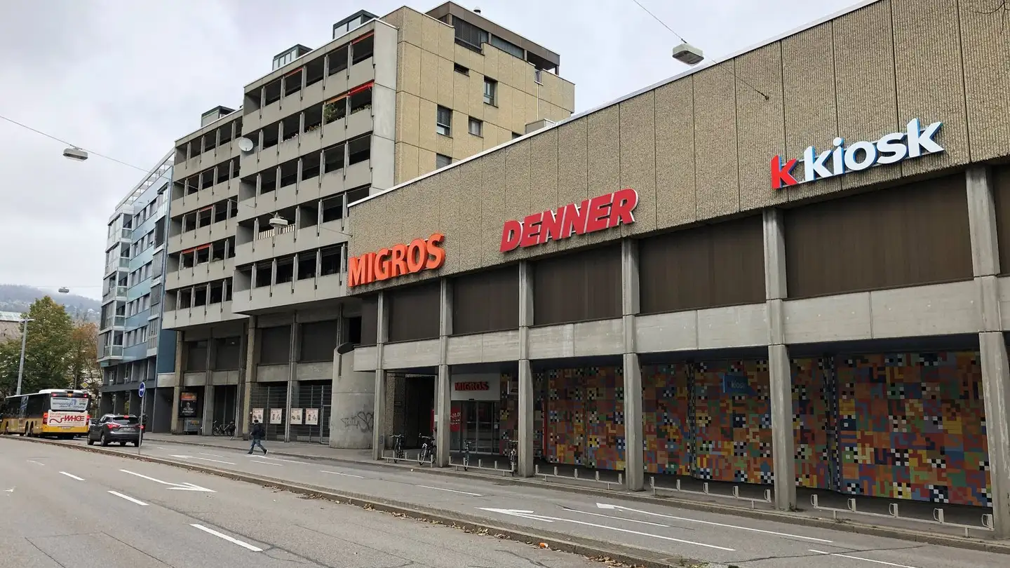 Underground parking space for rent - Route De Brügg / Brüggstrasse 3, 2503 Biel/Bienne