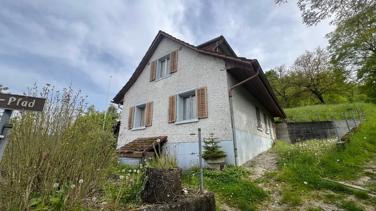 Single house for sale - Trottenweg 4, 5332 Rekingen AG