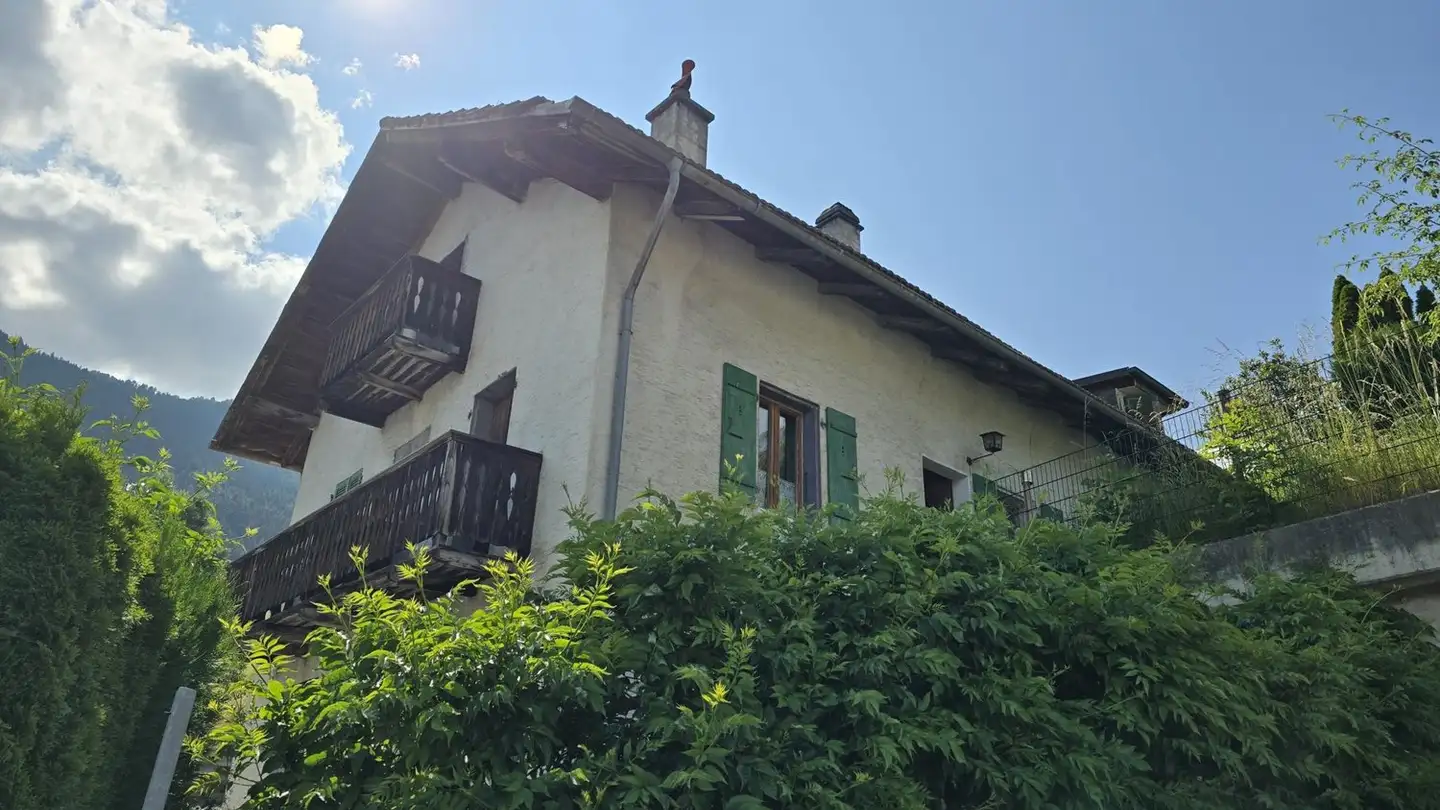 Single house for sale - 1912 Leytron