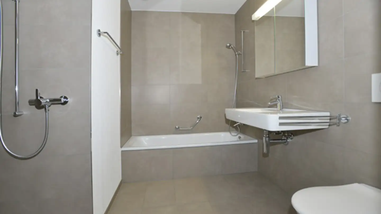 Wohnung mieten - Dorfstrasse 10, 8630 Rüti ZH - Foto 4