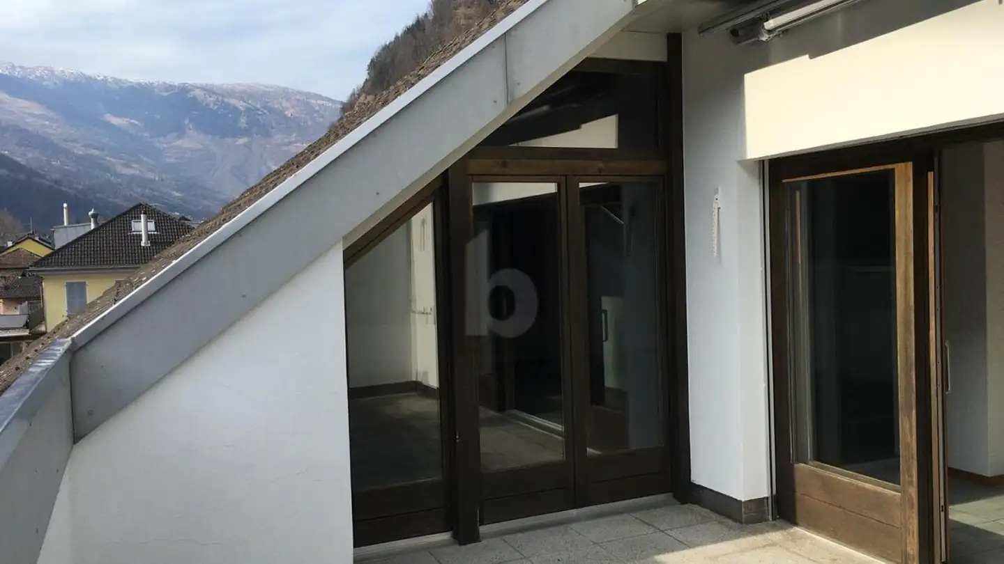 Appartement à louer - 6715 Dongio - Photo 4