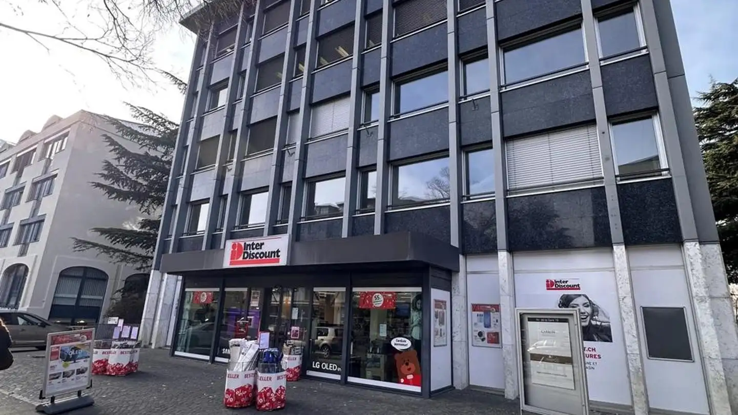 Commercial for rent - 1950 Sion