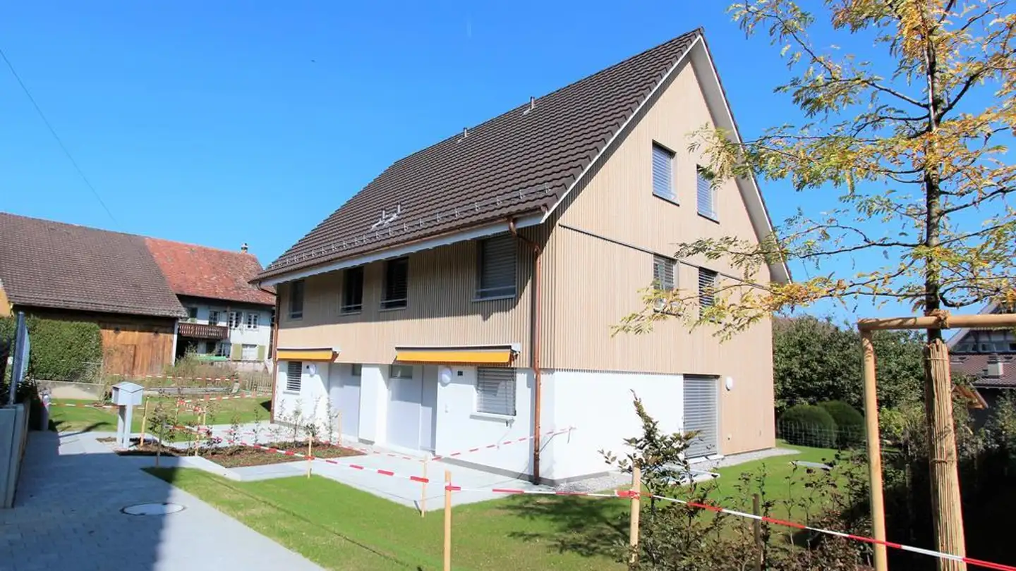 Einfamilienhaus mieten - Mittlere Haldenstrasse 2e, 8196 Wil ZH