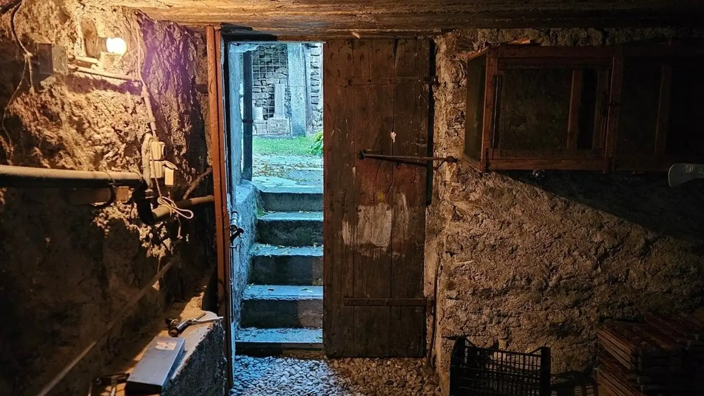 Single house for rent - 6742 Pollegio