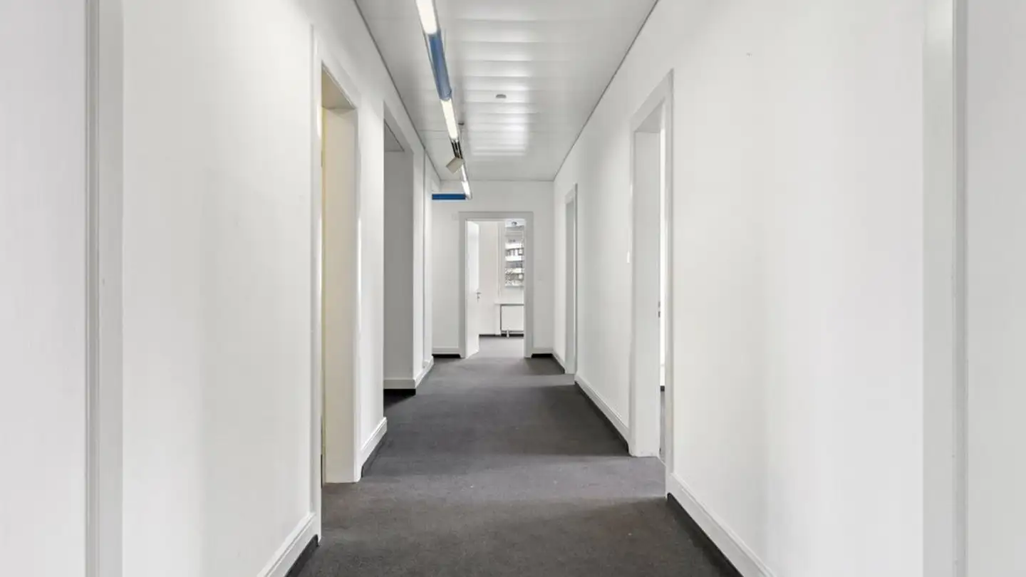 Office space for rent - St. Jakobs-Strasse 2, 4052 Basel - Photo 2