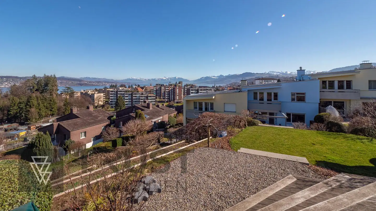 Stepped house for sale - Tiefenhofstrasse 56, 8820 Wädenswil