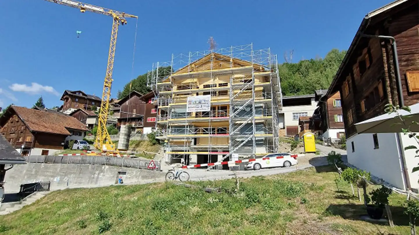 Wohnung kaufen - Entadem Vitg, 7142 Cumbel