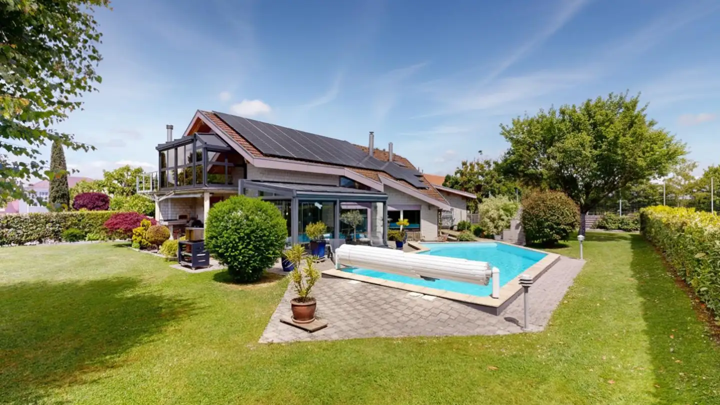 Villa for sale - 2915 Bure