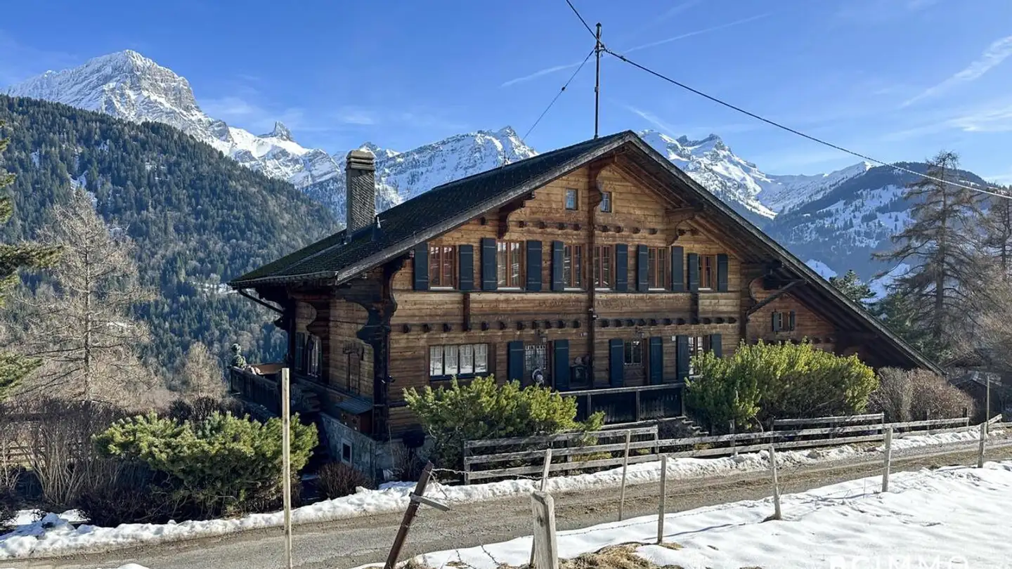 Chalet for sale - Chemin de l'Épine, 1882 Gryon - Photo 2